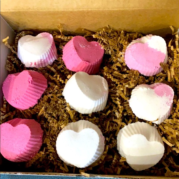 Set of 9 variety heart shaped bath bombs
